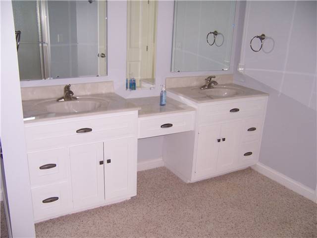 Cultured marble countertops with integral sinks